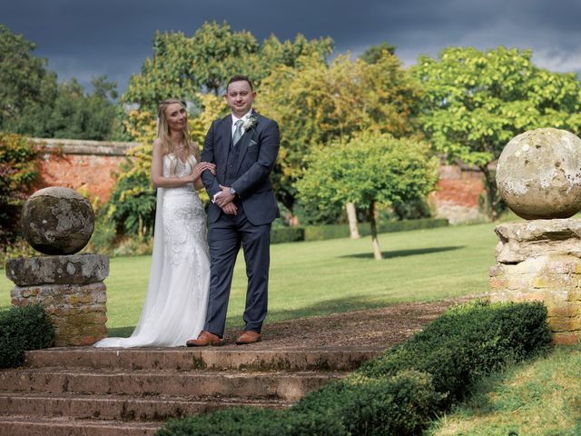 Cavan and Heidi&apos;s Wedding in Bromsgrove, Worcestershire 19