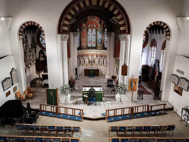 Chris and Keiley's Wedding in Sunbury On Thames, Middlesex 3