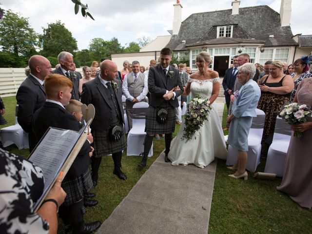 Kev and Mandy's Wedding in Fife , Fife &amp; Angus 10