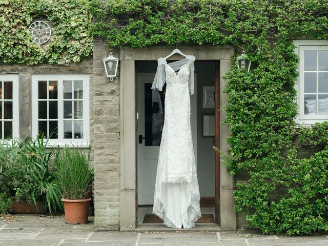 Brendan and Amy&apos;s Wedding in Macclesfield, Cheshire 12