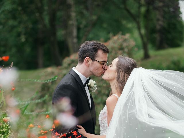 Brendan and Amy&apos;s Wedding in Macclesfield, Cheshire 114
