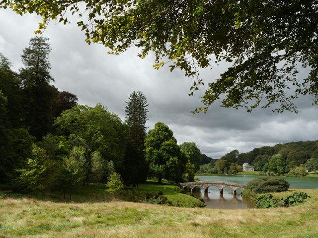 Mark and Lucy&apos;s Wedding in Stourhead, Wiltshire 3