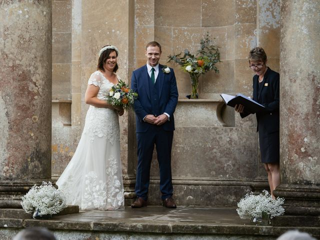 Mark and Lucy&apos;s Wedding in Stourhead, Wiltshire 6