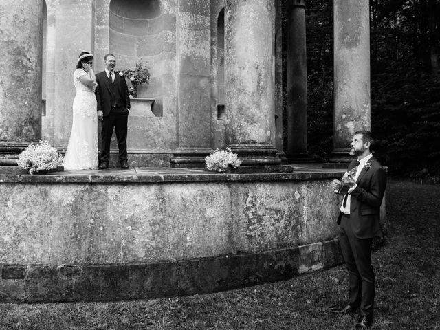 Mark and Lucy&apos;s Wedding in Stourhead, Wiltshire 8