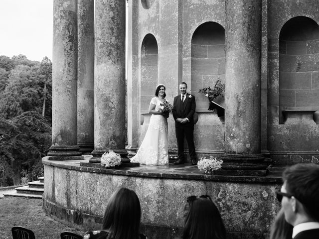 Mark and Lucy&apos;s Wedding in Stourhead, Wiltshire 10