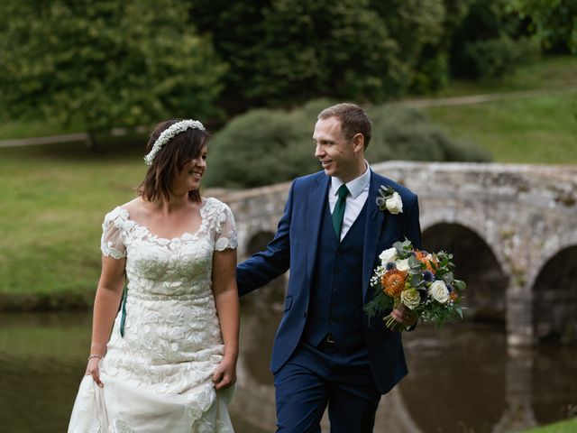 Mark and Lucy&apos;s Wedding in Stourhead, Wiltshire 14
