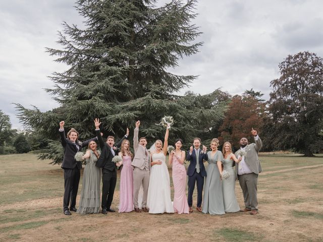 Mary-Kate and Jamie's Wedding in Stoke Poges, Buckinghamshire 16
