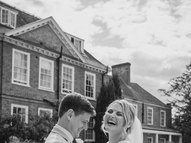 Mary-Kate and Jamie's Wedding in Stoke Poges, Buckinghamshire 27