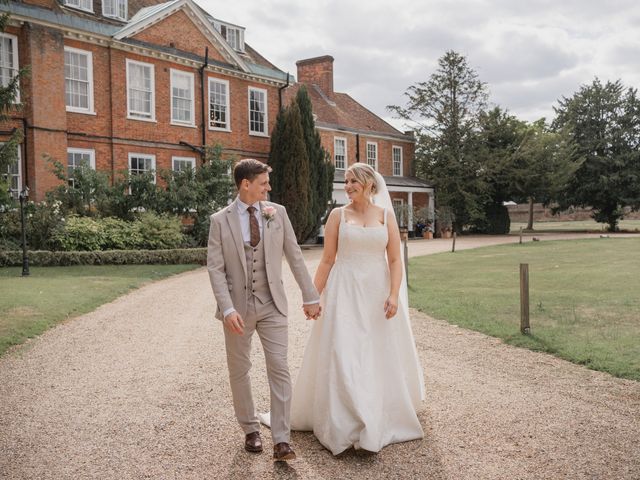 Mary-Kate and Jamie's Wedding in Stoke Poges, Buckinghamshire 28