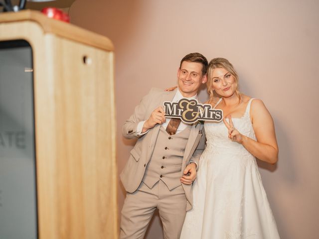 Mary-Kate and Jamie's Wedding in Stoke Poges, Buckinghamshire 30