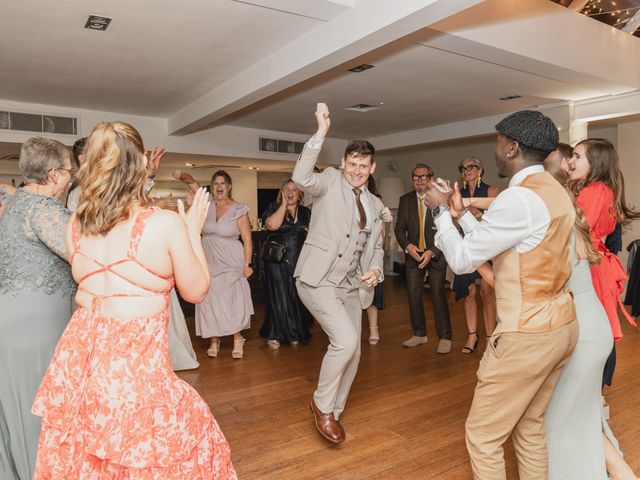 Mary-Kate and Jamie's Wedding in Stoke Poges, Buckinghamshire 38