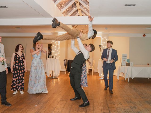 Mary-Kate and Jamie's Wedding in Stoke Poges, Buckinghamshire 40