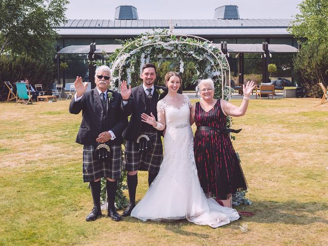 Marco and Nicola&apos;s Wedding in Edinburgh, Lothian &amp; Borders 30