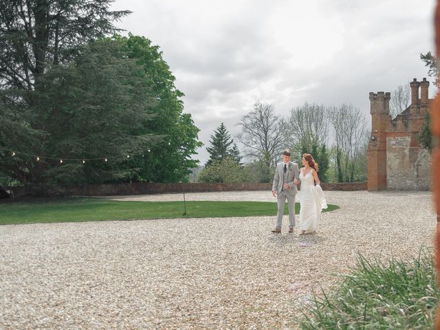 Gareth and Louise&apos;s Wedding in Farnham Castle, Surrey 9