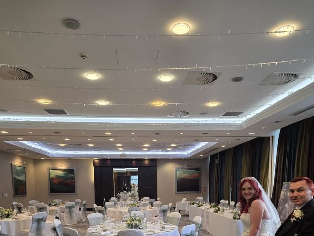 Daniel Alexander Glasgow  and Emma Louise Glasgow 's Wedding in Edinburgh, Lothian &amp; Borders 22