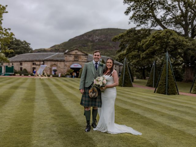 Ian and Joanna&apos;s Wedding in Edinburgh, Lothian &amp; Borders 13