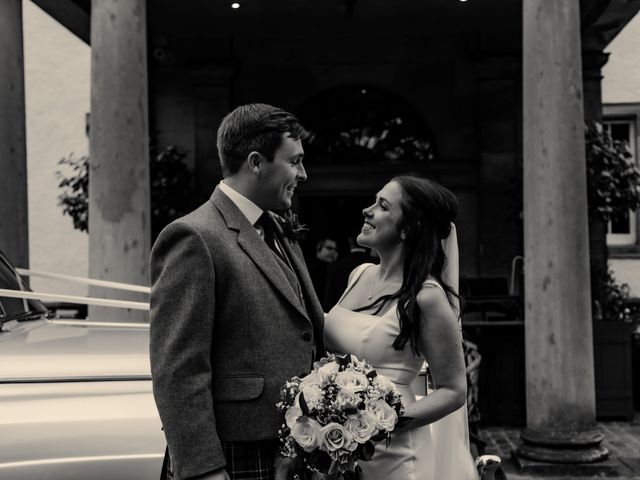 Ian and Joanna&apos;s Wedding in Edinburgh, Lothian &amp; Borders 15