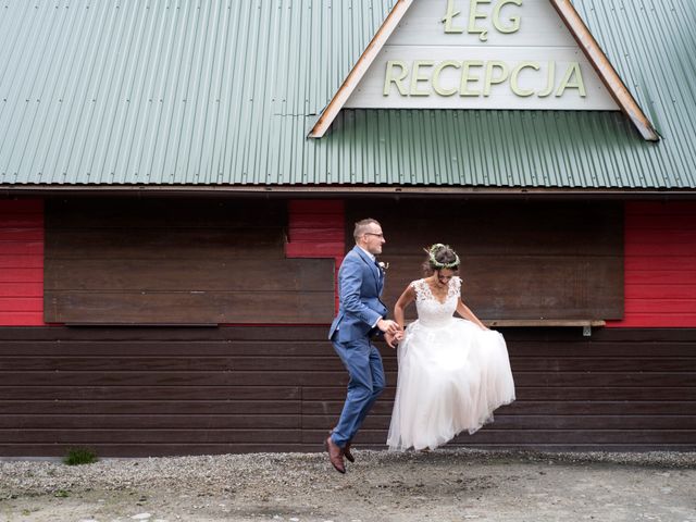 Rafal and Sylwia&apos;s Wedding in Leicester, Leicestershire 65