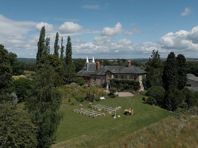 Jonny and Kirsty&apos;s Wedding in Hereford, Herefordshire 3