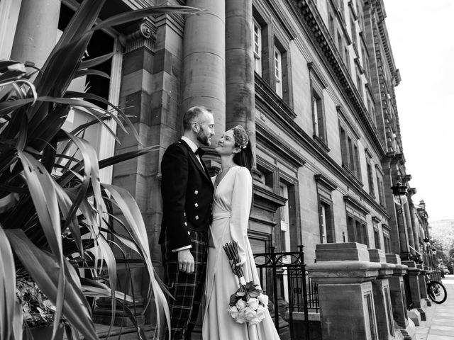 Ian and Claudia&apos;s Wedding in Edinburgh, Lothian &amp; Borders 14