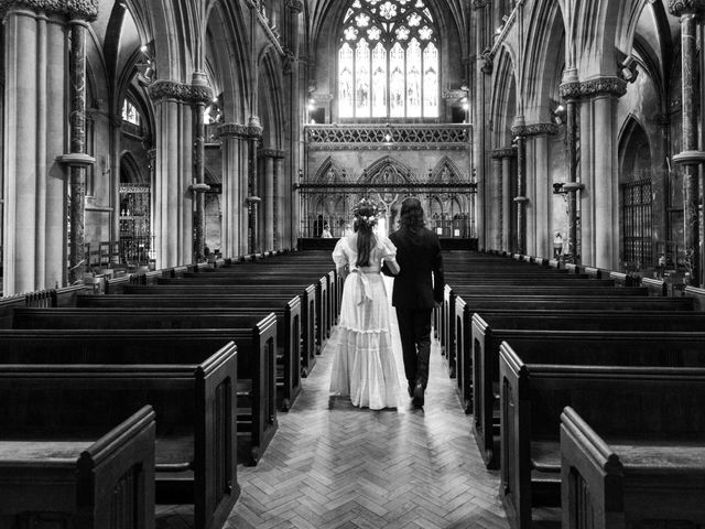 Olivier and Virginia&apos;s Wedding in Cambridge, Cambridgeshire 7