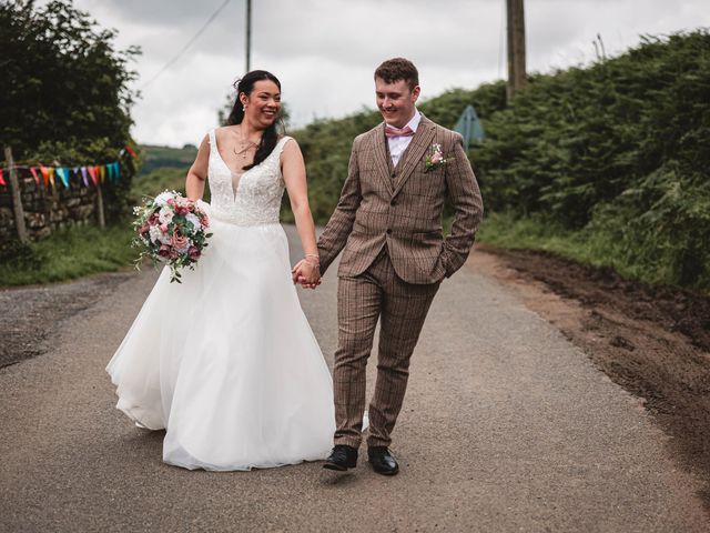 Sam and Kirsty&apos;s Wedding in Whitby, North Yorkshire 7