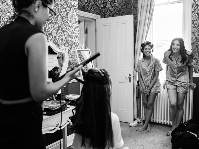 Niall and Keshni's Wedding in Hemel Hempstead, Hertfordshire 5