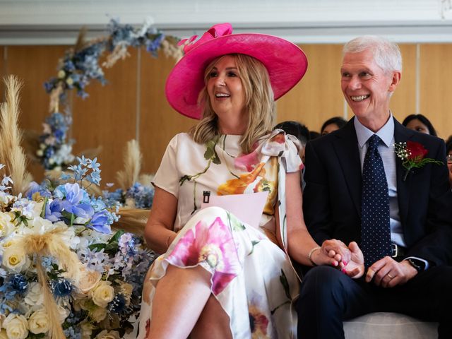 Niall and Keshni's Wedding in Hemel Hempstead, Hertfordshire 20