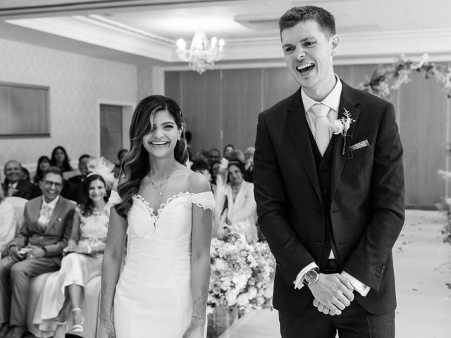 Niall and Keshni's Wedding in Hemel Hempstead, Hertfordshire 21