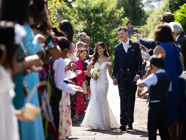 Niall and Keshni's Wedding in Hemel Hempstead, Hertfordshire 27