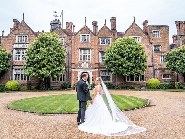 Duncan and Sally&apos;s Wedding in Egham, Surrey 20