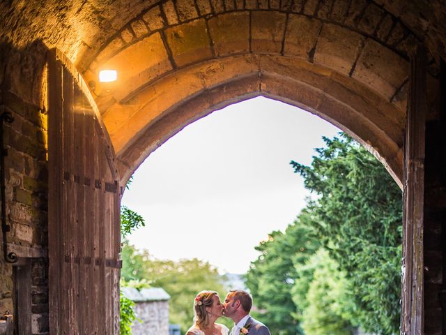 Richard and katie&apos;s Wedding in Falfield, Gloucestershire 20