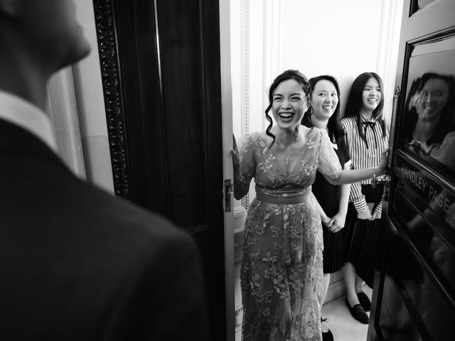 Michael and Sally's Wedding in Kensington &amp; Chelsea, West London 9