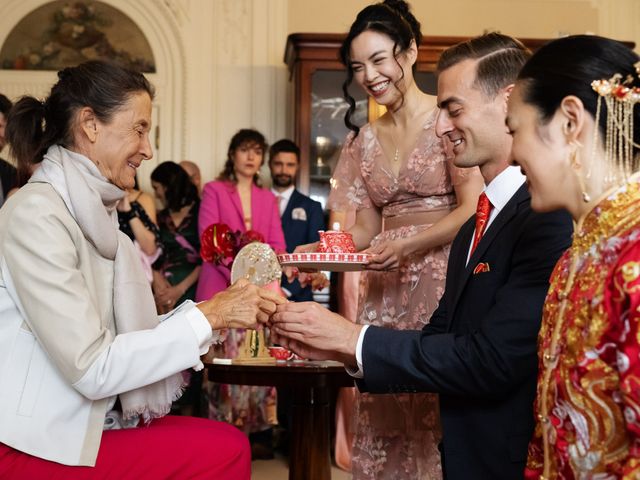 Michael and Sally's Wedding in Kensington &amp; Chelsea, West London 14