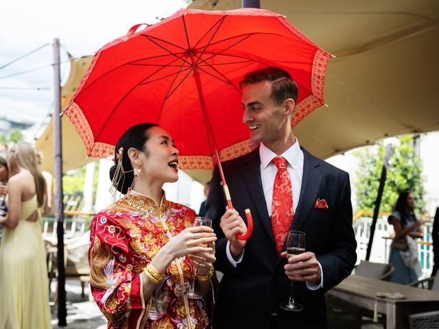 Michael and Sally's Wedding in Kensington &amp; Chelsea, West London 19