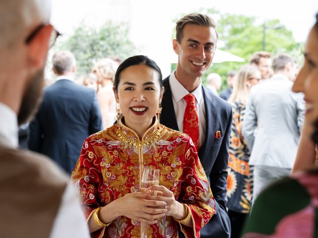 Michael and Sally's Wedding in Kensington &amp; Chelsea, West London 23