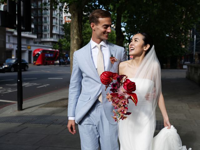 Michael and Sally's Wedding in Kensington &amp; Chelsea, West London 48