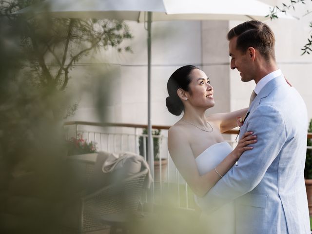 Michael and Sally's Wedding in Kensington &amp; Chelsea, West London 58