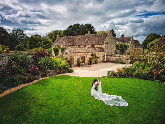 Adam and Anna&apos;s Wedding in Brize Norton, Oxfordshire 2