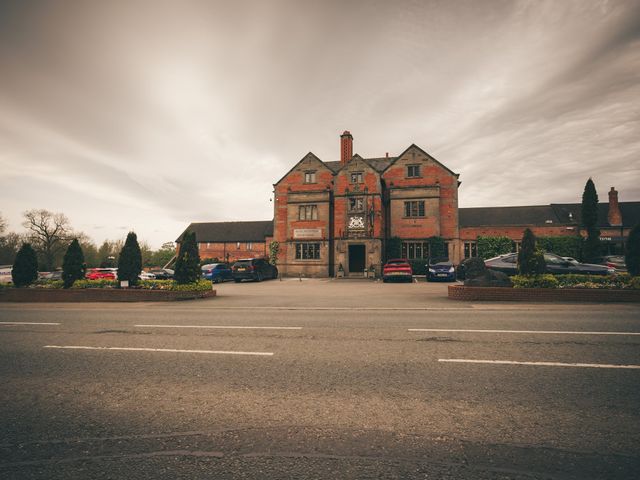 Peter and Sarah&apos;s Wedding in Rossett, Wrexham 7