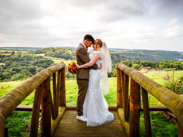 Richard and Rachel&apos;s Wedding in Umberleigh, Devon 1