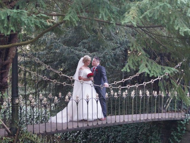 James and Gemma&apos;s Wedding in Market Bosworth, Leicestershire 38