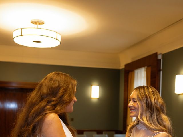 Amy and Sarah's Wedding in Hackney, East London 41