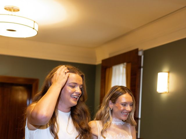 Amy and Sarah's Wedding in Hackney, East London 43