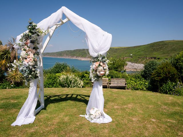 Paul and Anna&apos;s Wedding in Polhawn, Cornwall 2