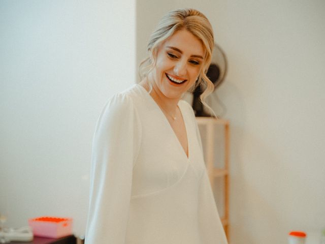 Hitesh and Harriett's Wedding in Bank, South West London 15