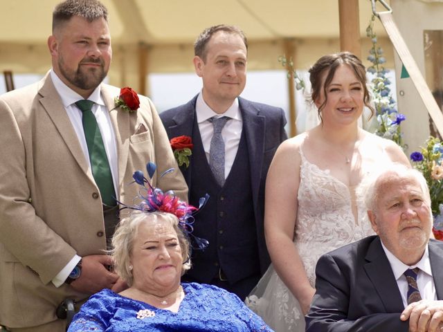 Ellie and Tom&apos;s Wedding in Truro, Cornwall 3