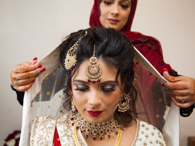 Shaqil and Shahana&apos;s Wedding in Luton, Bedfordshire 5