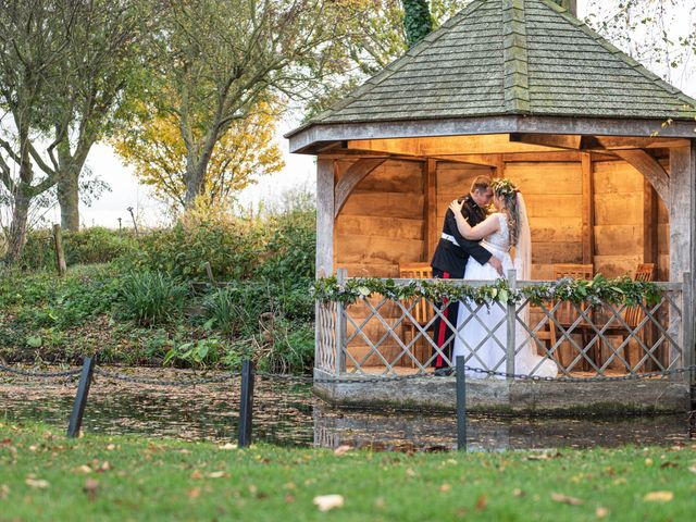 Josh and Theresa&apos;s Wedding in Cambridge, Cambridgeshire 23