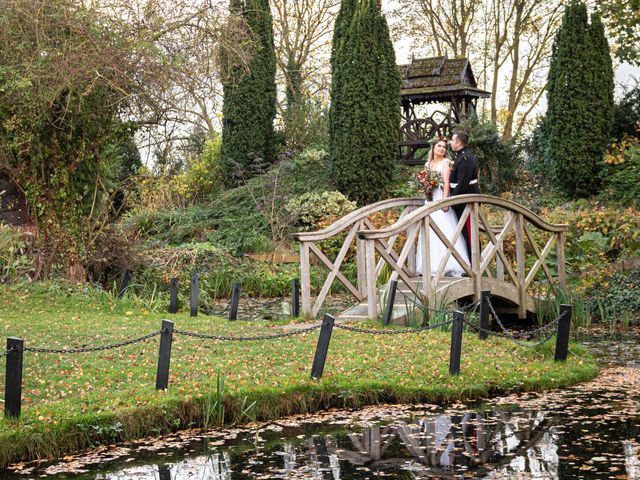 Josh and Theresa&apos;s Wedding in Cambridge, Cambridgeshire 25